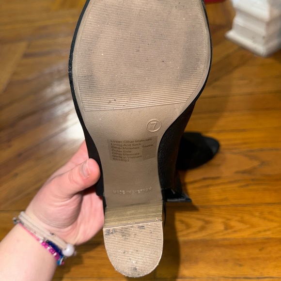 gap wedged black open toe boots - Picture 3 of 5